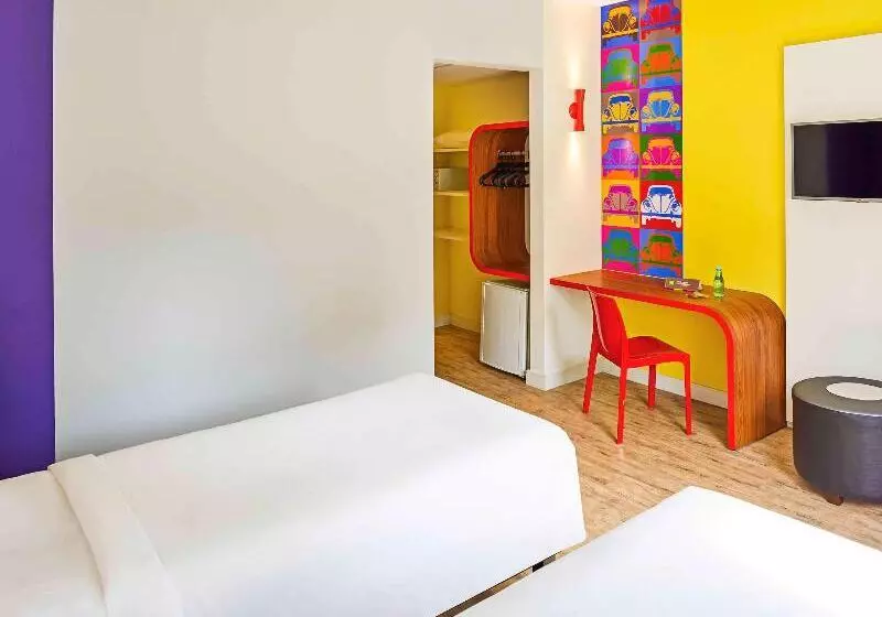 Hotelli Ibis Styles Balneario Camboriu  1 Quadra Do Mar