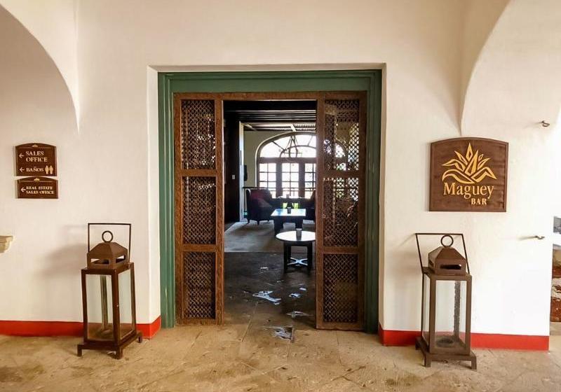 Otel Las Residencias Golf & Beach Club