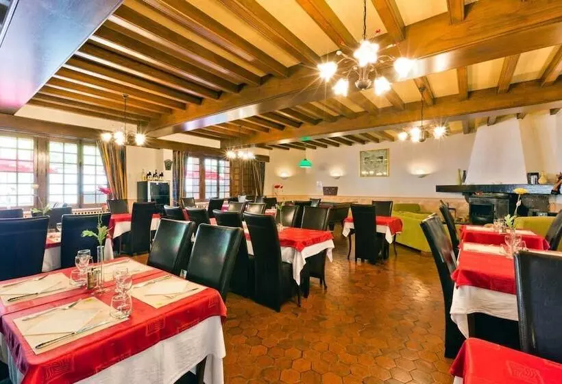 ホテル Logis Hôtel De La Paix