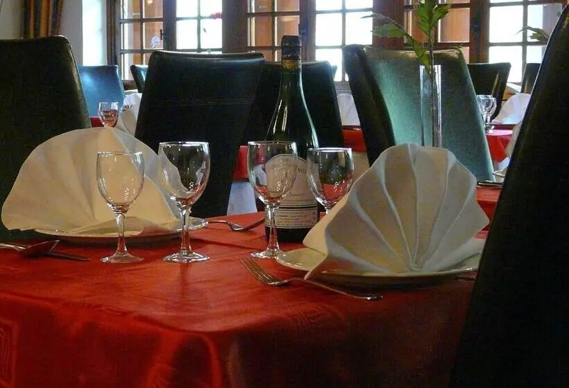 ホテル Logis Hôtel De La Paix