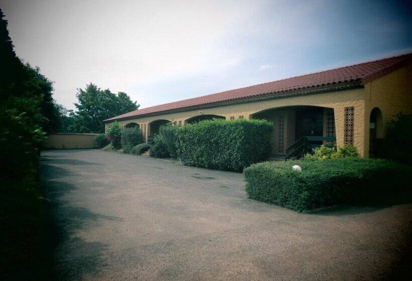 فندق Logis L Auberge Du Gros