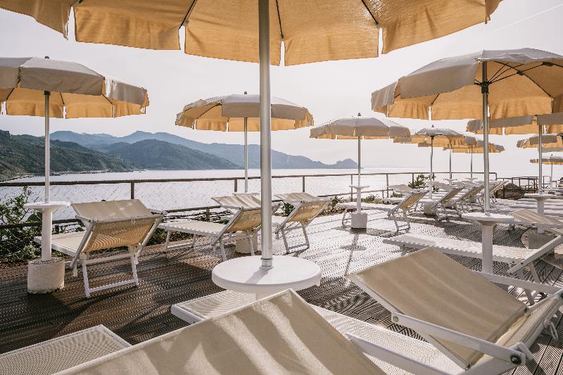 ホテル Mangia S Pollina Resort