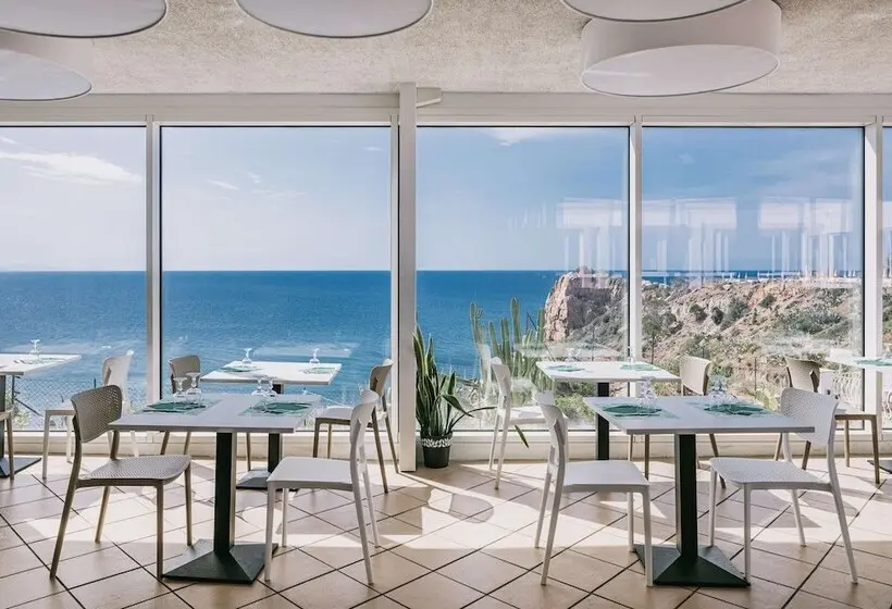 فندق Mangia S Pollina Resort