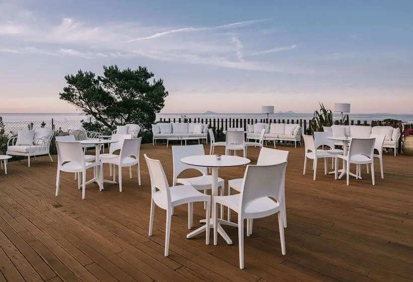 فندق Mangia S Pollina Resort