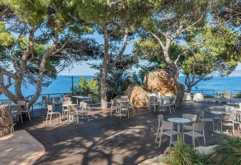 فندق Mangia S Pollina Resort