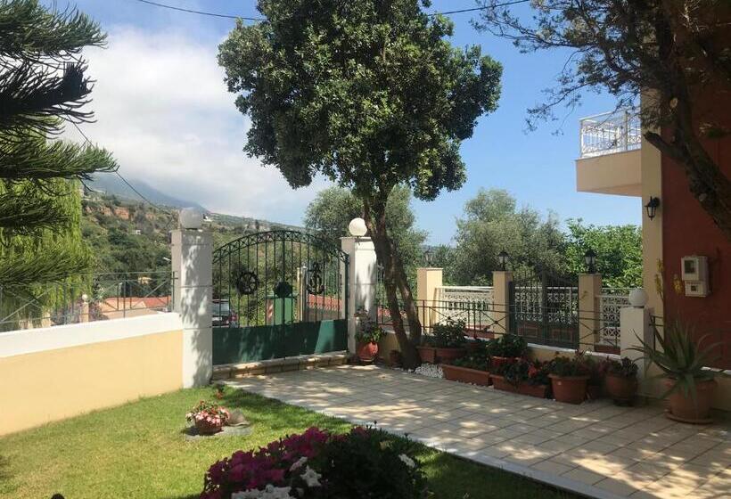 בית מלון כפרי Naftilos Studios