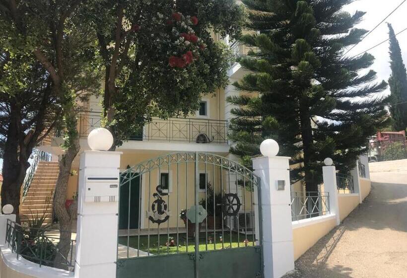 בית מלון כפרי Naftilos Studios