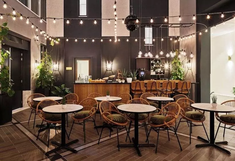 ホテル Staybridge Suites The Hague   Parliament, An Ihg