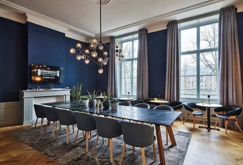 ホテル Staybridge Suites The Hague   Parliament, An Ihg