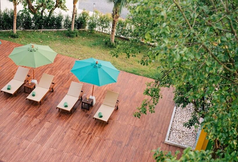 هتل The Pineapple