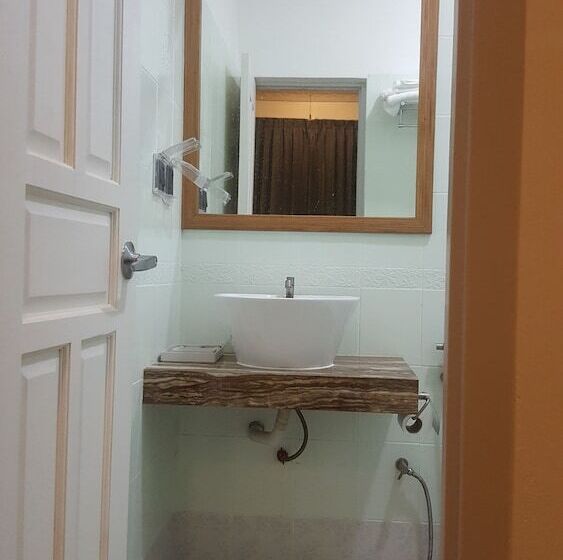 پانسیون White Diamond