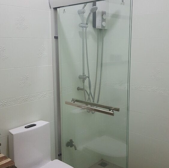 پانسیون White Diamond