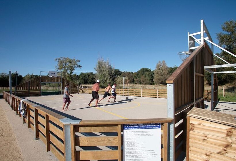 Курорт Domaine Résidentiel De Plein Air Odalys Le Vorlen