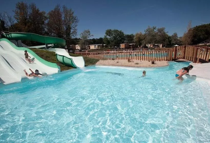 Lomakeskus Domaine Résidentiel De Plein Air Odalys Le Vorlen