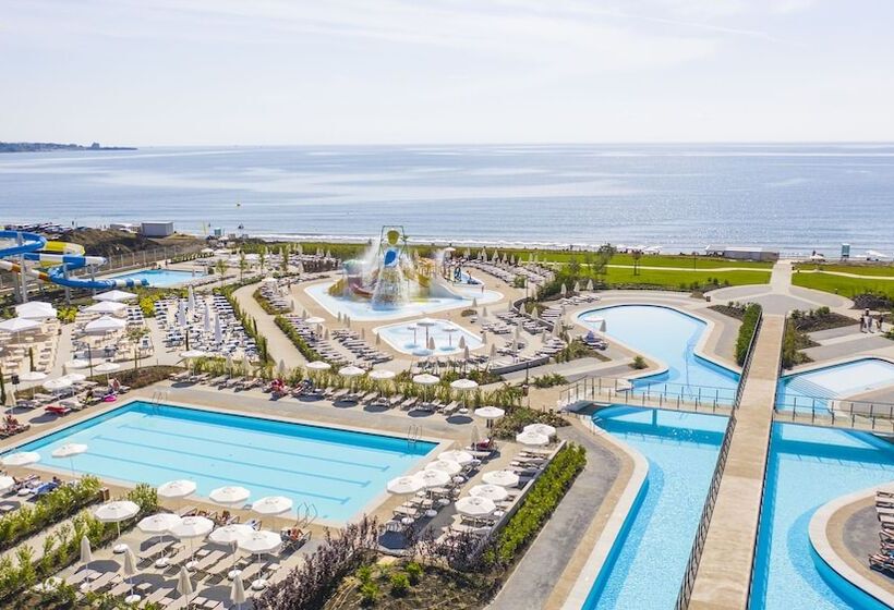 Wave Resort  Ultra All Inclusive