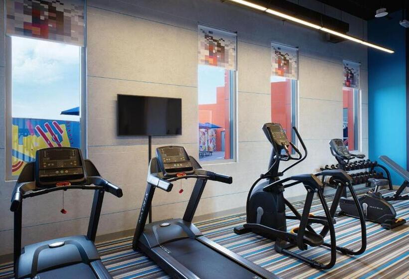 Отель Aloft Dubai South