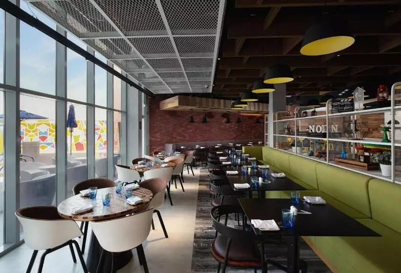 هتل Aloft Dubai South