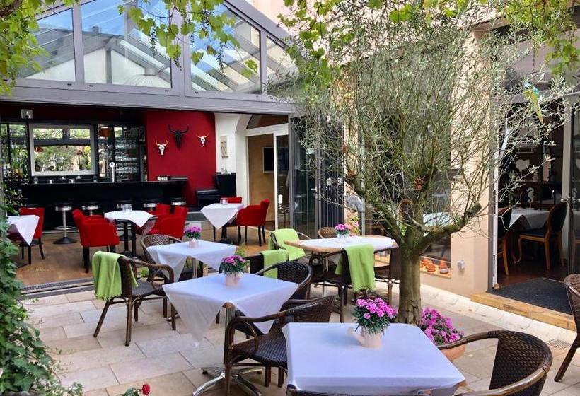 فندق Black Crystal