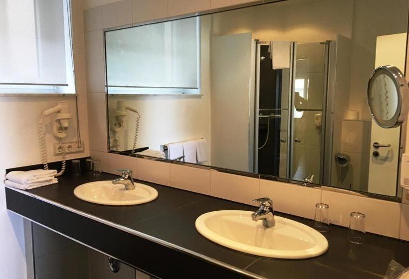 فندق Black Crystal