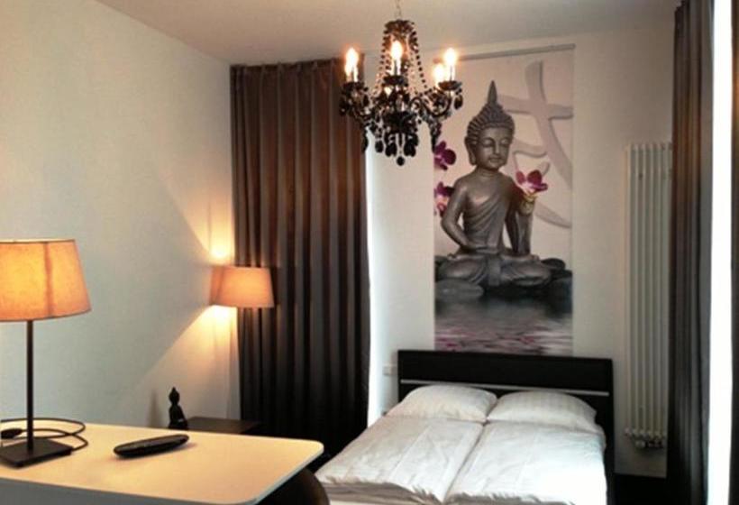 فندق Black Crystal