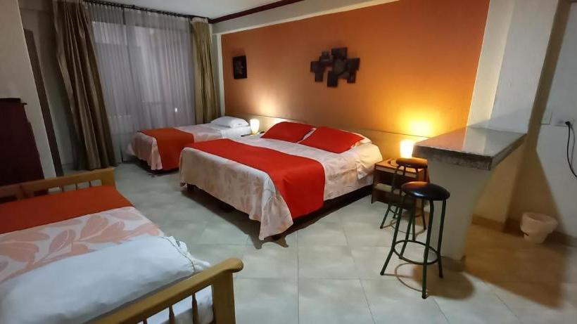 Fotos del hotel Estadio 63 C:  2