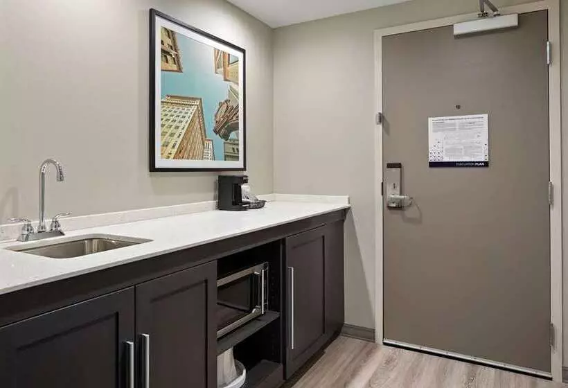 Hotelli Hampton Inn & Suites Cranberry Pittsburgh