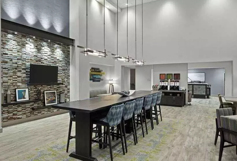 Hotelli Hampton Inn & Suites Cranberry Pittsburgh