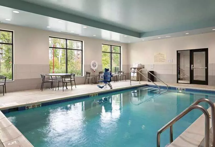Hotelli Hampton Inn & Suites Cranberry Pittsburgh