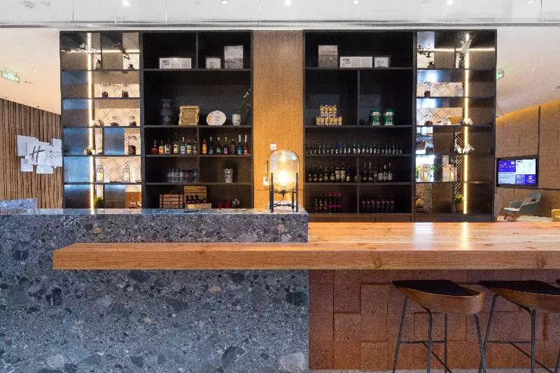 Hotelli Holiday Inn Express Qidong Downtown