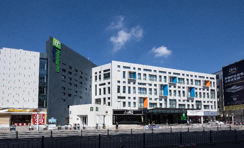 Отель Holiday Inn Express Qidong Downtown