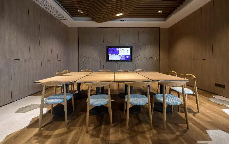 Hotelli Holiday Inn Express Qidong Downtown