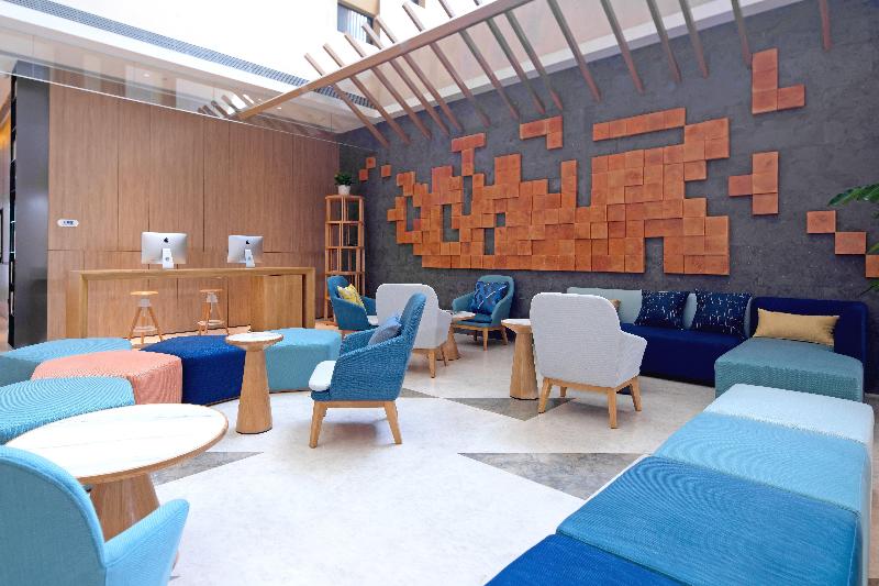 Отель Holiday Inn Express Qidong Downtown