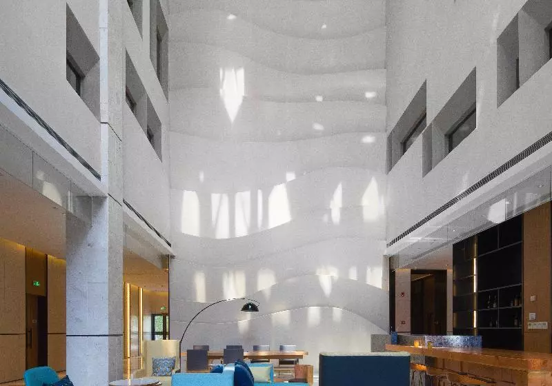 Hotelli Holiday Inn Express Qidong Downtown