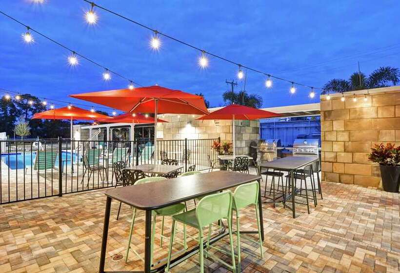 فندق Home2 Suites By Hilton Daytona Beach Speedway