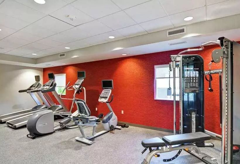ホテル Home2 Suites By Hilton Daytona Beach Speedway