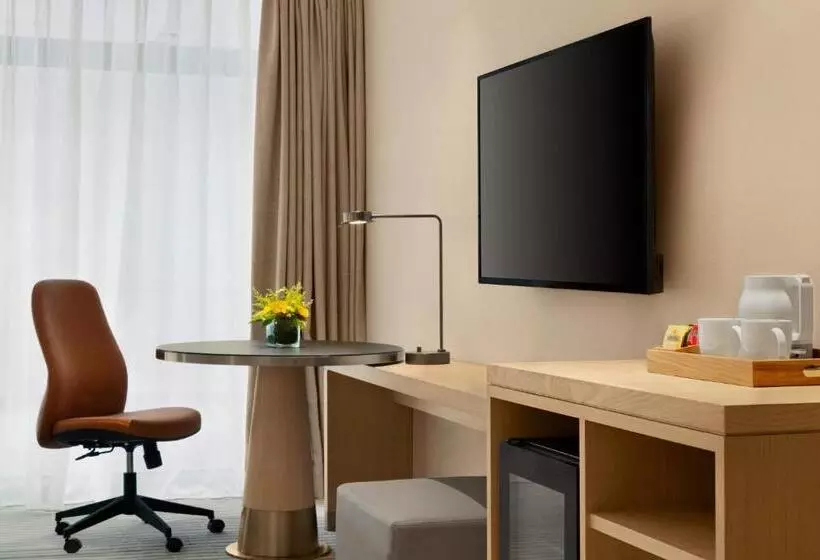 هتل Hyatt House Chengdu Pebble Walk