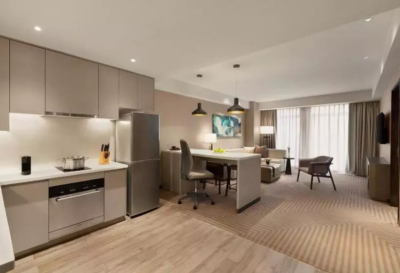 هتل Hyatt House Chengdu Pebble Walk