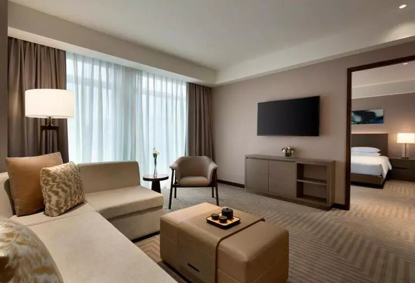هتل Hyatt House Chengdu Pebble Walk