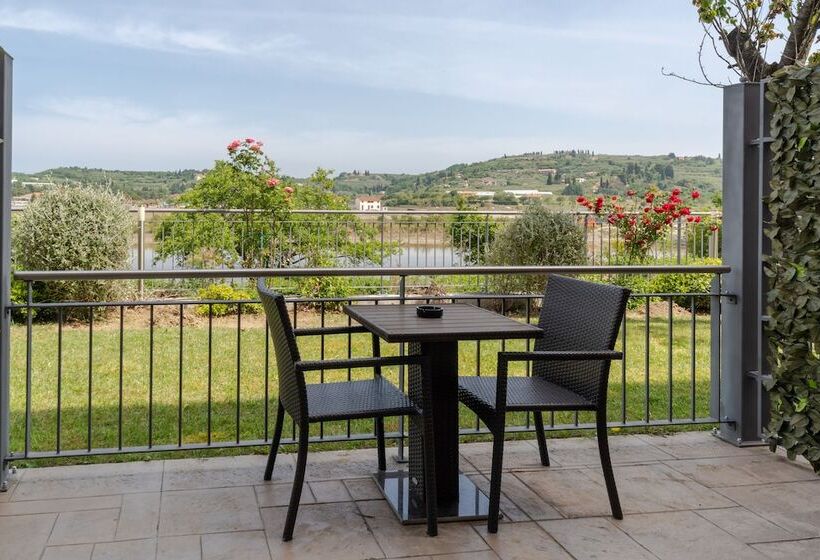 هتل Lavender   Oleander Resort