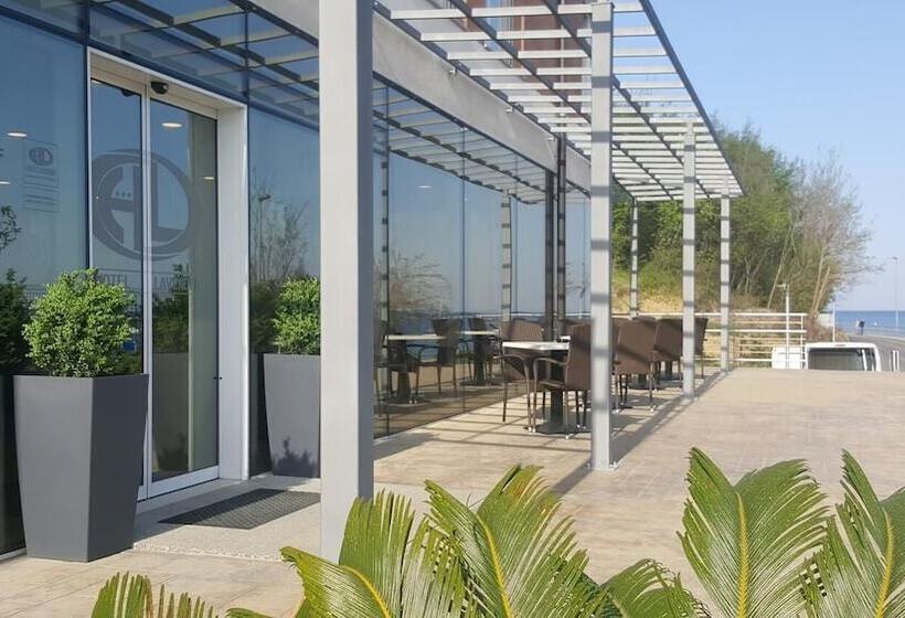 هتل Lavender   Oleander Resort