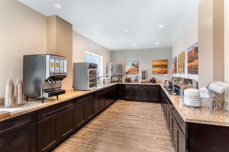 هتل Mainstay Suites Denver International Airport