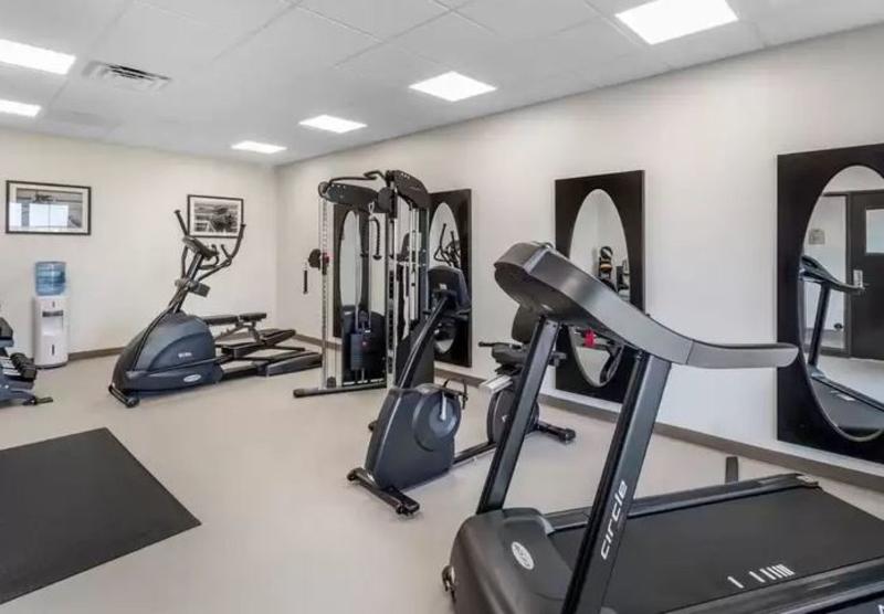 هتل Mainstay Suites Denver International Airport