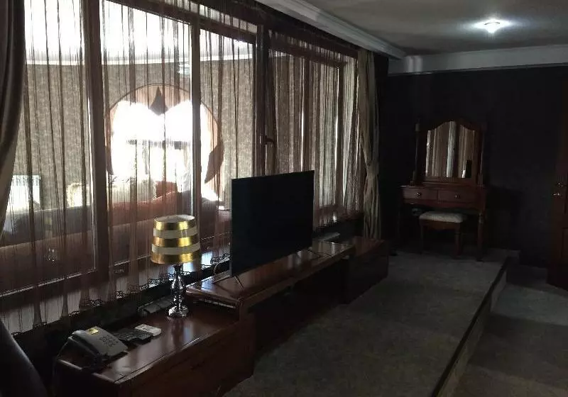 هتل Mini Inn Royal Orsep