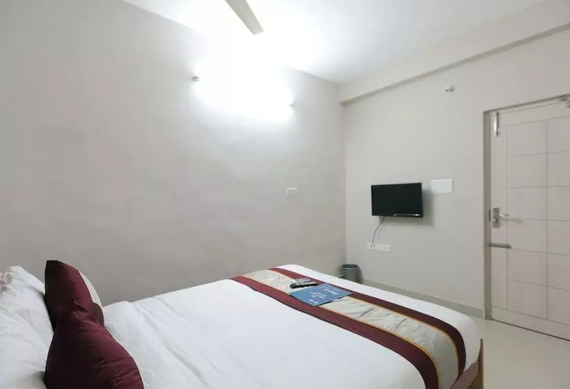 هتل Oyo 6345 Mahindra World City