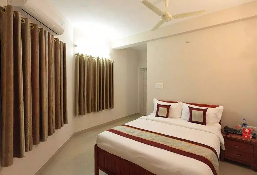 هتل Oyo 6345 Mahindra World City