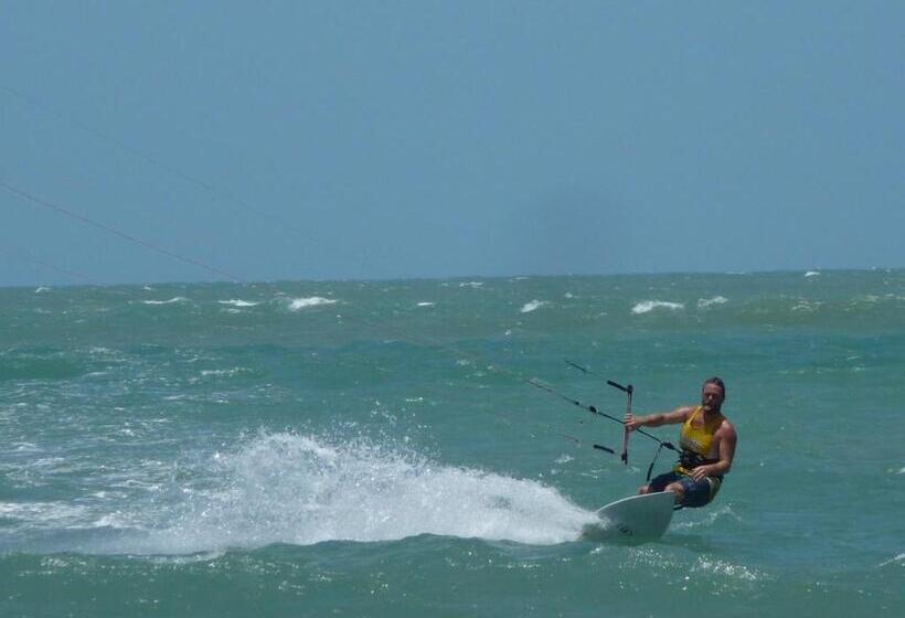 ホテル Pousada Lacula