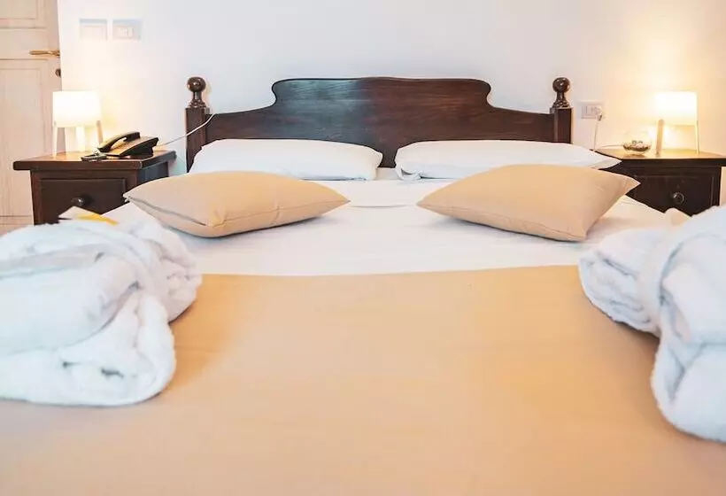 ホテル Terme Di Casteldoria