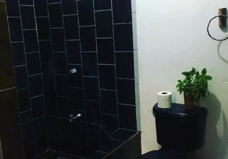 هتل Veronica's Place