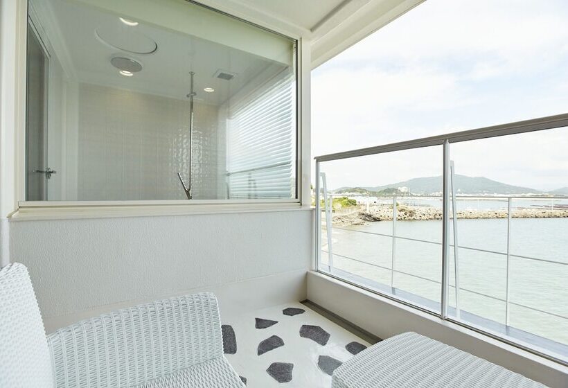 Отель Wakanoura Nature Resort Epicharis