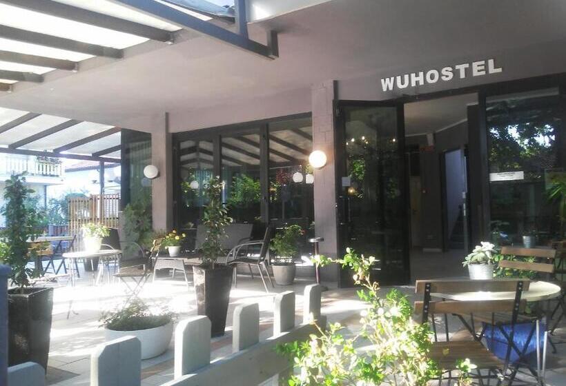 בית מלון כפרי Wuhostel